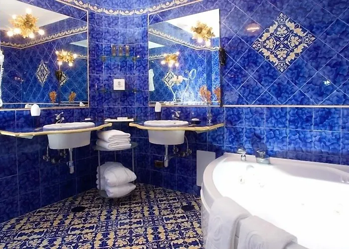 מלון Casa Morgano 5*